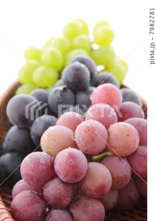 葡萄安芸クイーンと藤稔としまねスイートかご入り 葡萄安芸クイーンと藤稔としまねスイートかご入り 7982781