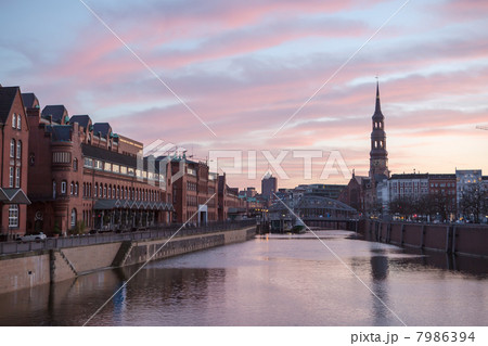 Sunset in Hamburg, German city. Speicherstadt district 7986394