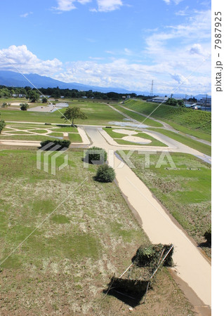 河北町の最上川　（記録的大雨の翌日） 7987925
