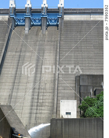 灌漑ダム 7990362