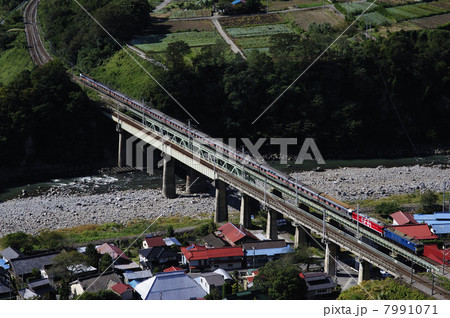 上越線を行くカシオペア 7991071