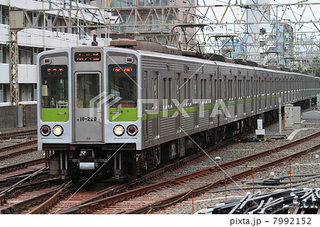 都営新宿線　10-000形電車 7992152