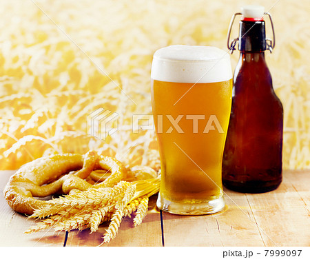 glass of beer 7999097