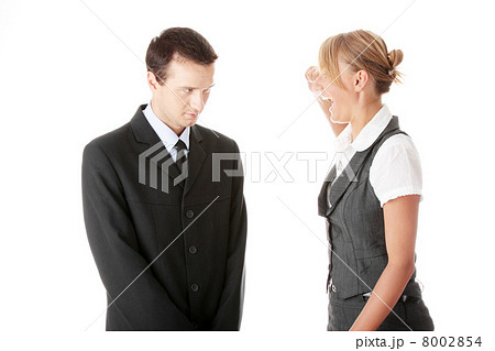 Work Colleagues arguing 8002854