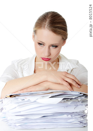 Overworked businesswoman 8015524