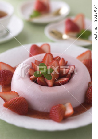 ストロベリーパンナコッタ ストロベリーパンナコッタ 8025097