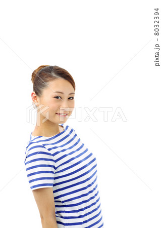 本を持つ女の子 本を持つ女の子 8032394