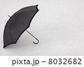 黒い傘 8032682
