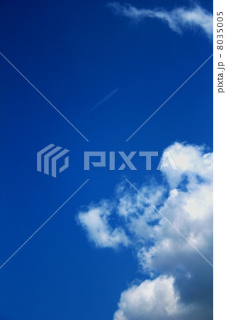 そら(青空と飛行機雲) そら(青空と飛行機雲) 8035005