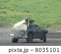 対戦車ミサイル発射の瞬間の連続写真 8035101