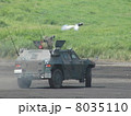 対戦車ミサイル発射の瞬間の連続写真 8035110