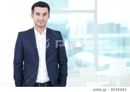 Elegant businessman Elegant businessman 8036882