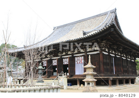 兵庫県加古川市にある鶴林寺の本堂(国宝) 兵庫県加古川市にある鶴林寺の本堂(国宝) 8040129