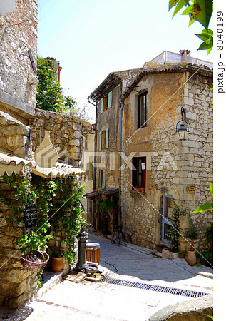 トゥレット・シュル・ルー Tourrettes-sur-Loup トゥレット・シュル・ルー Tourrettes-sur-Loup 8040199