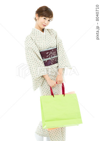 着物の女性 8040710