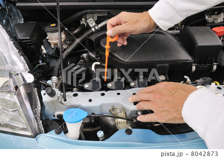 エンジンオイルの点検 エンジンオイルの点検 8042873