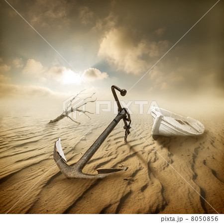 Boat in the desert 8050856