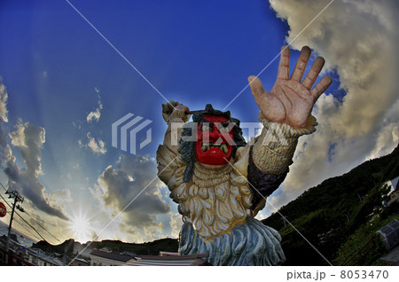 男鹿の巨大なまはげ像 8053470