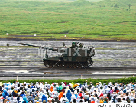 2013富士総合火力演習「99式自走155mmりゅう弾砲」 8053806