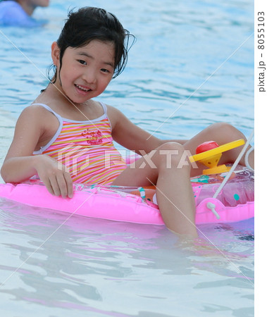 水遊び 水遊び 8055103