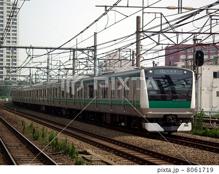 埼京線　233系　新大久保駅 8061719