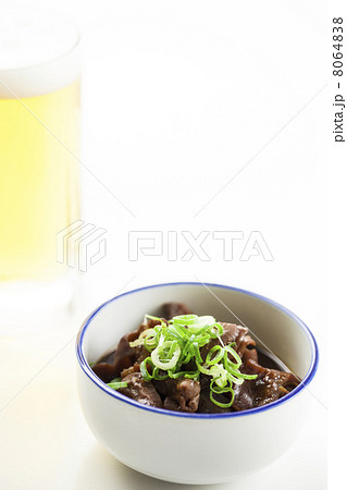 もつ煮で晩酌 もつ煮で晩酌 8064838
