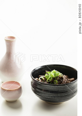 もつ煮で晩酌 もつ煮で晩酌 8064840