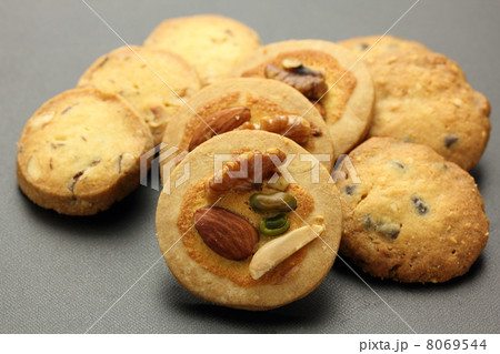 焼き菓子 サブレ ナッツ 焼き菓子 サブレ ナッツ 8069544