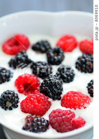 Fruit yogurt Fruit yogurt 8069910