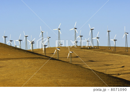 Windpower in California 8071090