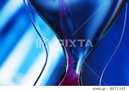 インテリアオイル時計の中を浮上する粒子 8071145