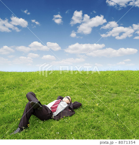 businessman 8071354