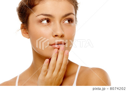 Girl with olive skin 8074202