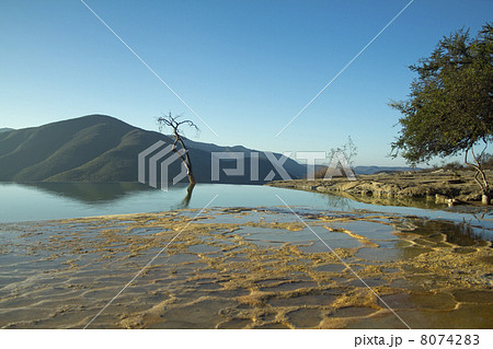hierve el agua in oaxaca state, mexico 8074283