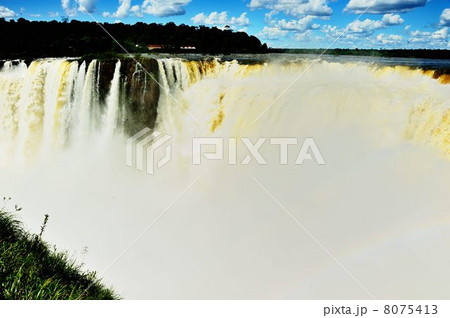 イグアスの滝散策行 イグアスの滝散策行 8075413
