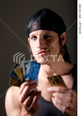Thief with credit cards 8078088