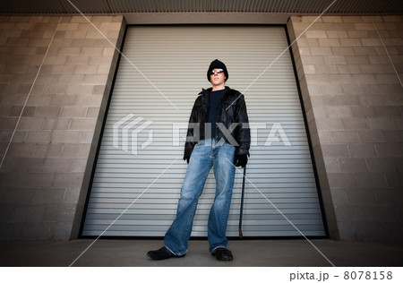 Criminal with Crowbar Criminal with Crowbar 8078158
