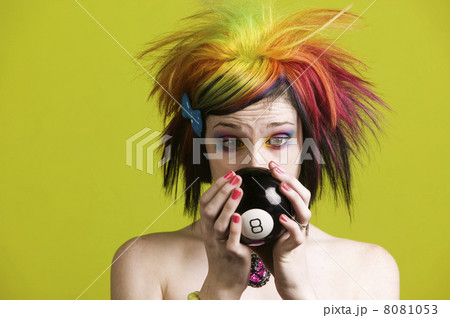 Punk woman with reading the future 8081053