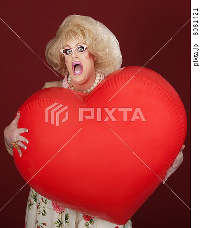 Shocked Drag Queen 8081421