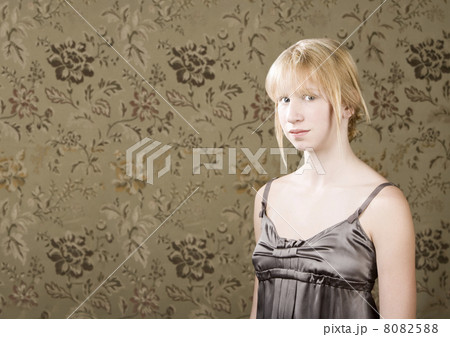 Girl in a party dress Girl in a party dress 8082588