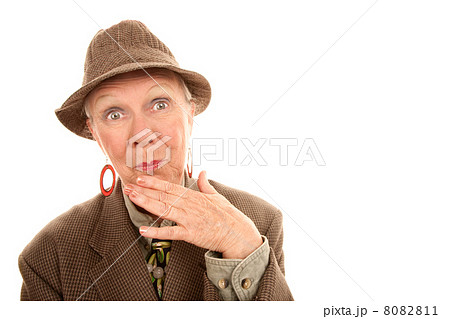 Senior woman in drag 8082811