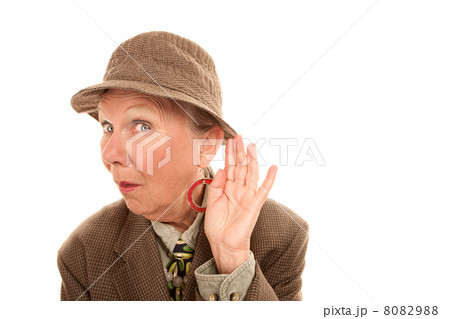Senior woman in drag listening Senior woman in drag listening 8082988