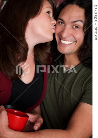 Kissing couple 8083731