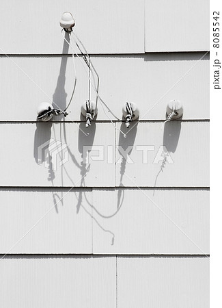 Broken Electrical Connections White Hangar 8085542