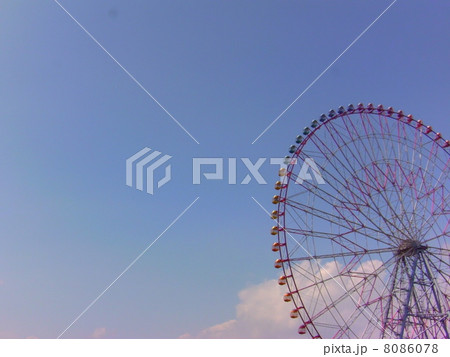 空に浮かぶ華 8086078