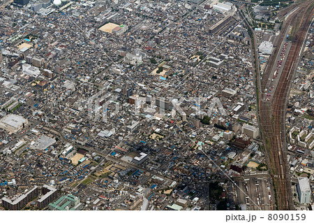 京都市の西大路駅付近を空撮 8090159
