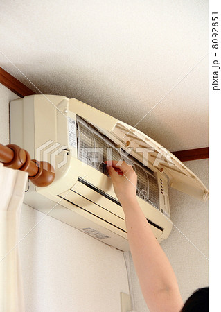 エアコンフィルターの掃除 8092851