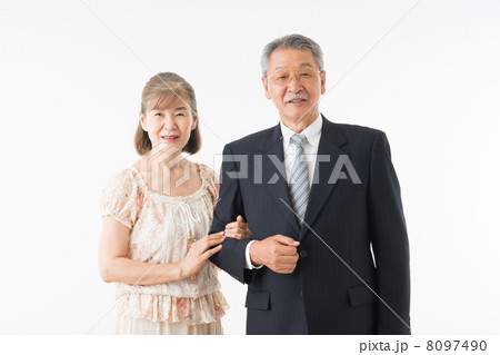 シニアの夫婦 8097490