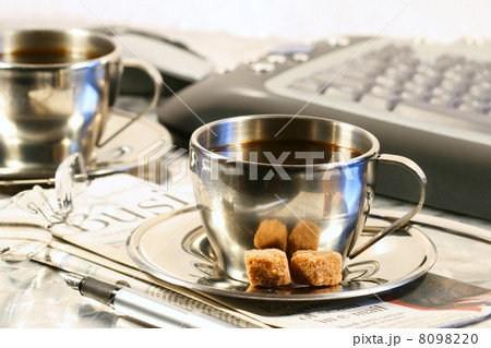Cups of coffee ready for break 8098220