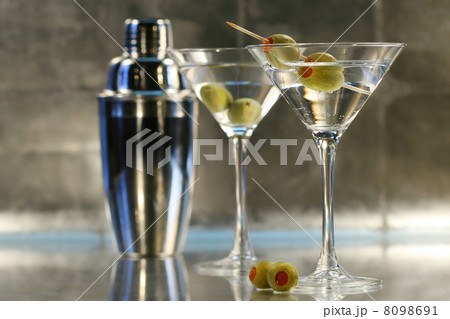 Martinis with shaker Martinis with shaker 8098691